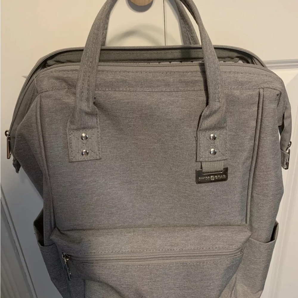 SwissGear 3576 Laptop Backpack, Grey, 12-Inch